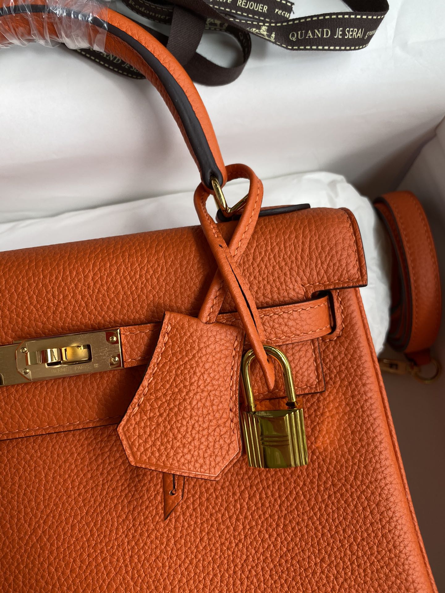 Hermes Kelly 25cm Handbag Shoulder Bag in Orange Togo Leather